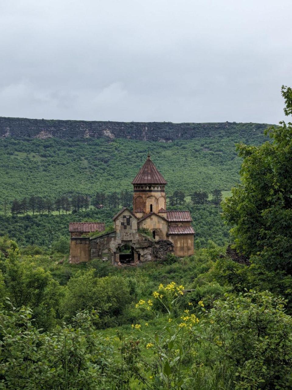 Dzoragyugh B&B Buitenkant foto